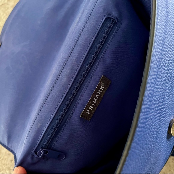 Primark Blue and Gold Crossbody Bag with Chain Strap - Picture 4 of 5